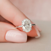 Colorless Oval Moissanite Wedding Ring